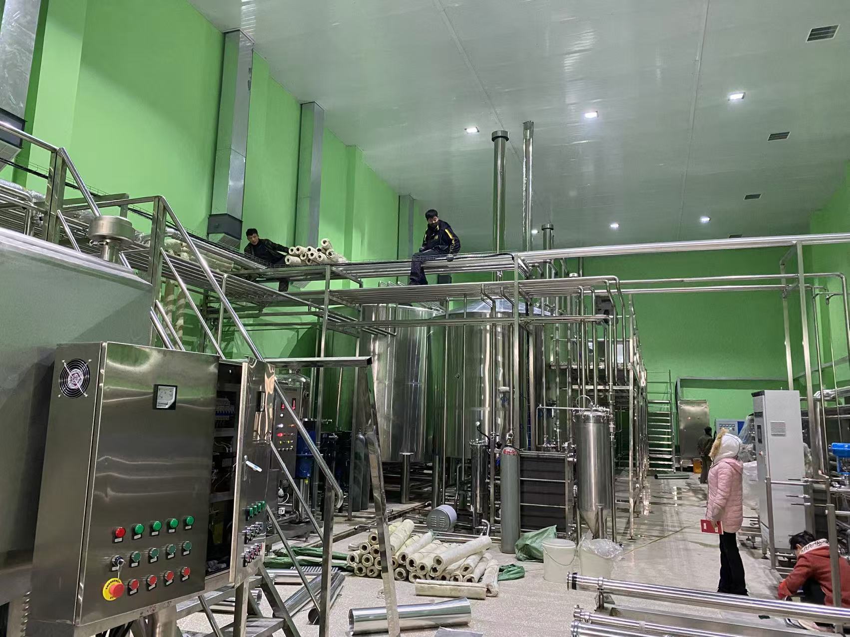 黄岛精酿啤酒设备厂—精酿啤酒设备制造：传承工艺与创新科技的交融